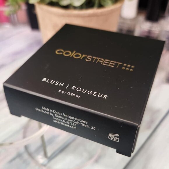 Color Street Blush- Hustler - Picture 3 of 4